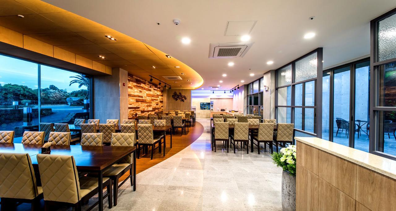 Jeju Poong Gyung Hotel Seogwipo-stad Buitenkant foto
