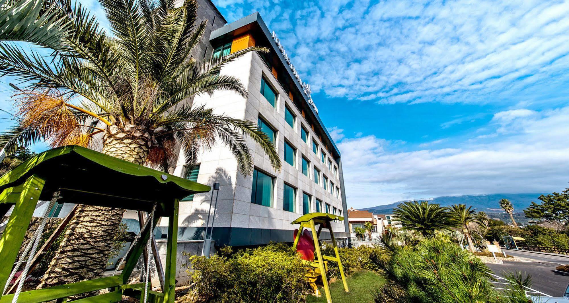 Jeju Poong Gyung Hotel Seogwipo-stad Buitenkant foto