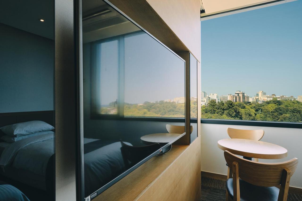 Jeju Poong Gyung Hotel Seogwipo-stad Buitenkant foto