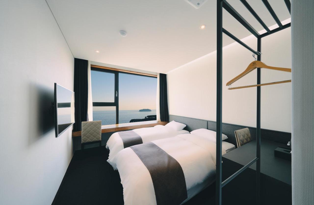 Jeju Poong Gyung Hotel Seogwipo-stad Buitenkant foto
